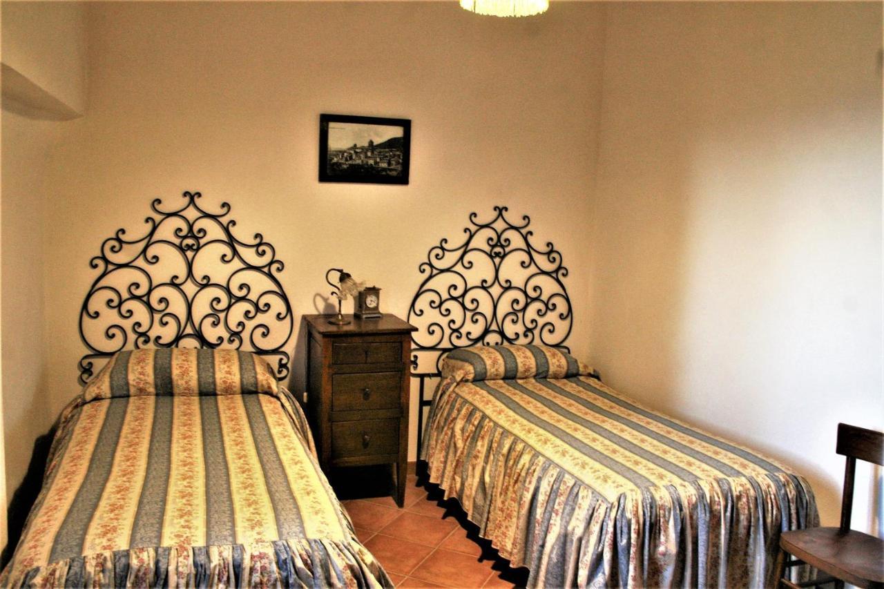 Antica Torre "La Casalta" Apartment Petroio Ngoại thất bức ảnh